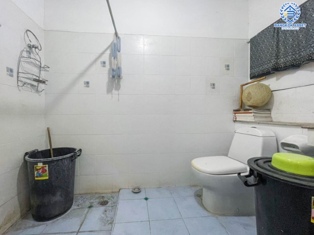 ทาวน์เฮ้าส์มือสองย่านนนทบุรี ม.สรานนท์ ติวานนท์-ปากเกร็ด เนื้อที่ 16 ตร.ว. ฟังก์ชัน 3 ห้องนอน 2 ห้องน้ำ 1 ที่จอดรถ บ้านดีในโครงการสุดยูนีค! บนทำเลติดถนนติวานนท์ ใกล้เซ็นทรัลแจ้งวัฒนะ และรถไฟฟ้าสายสีชมพู "สถานีแยกปากเกร็ด"